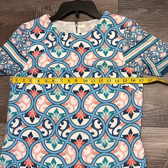 Molly Bracken Windmill Shift Dress in Multi Print, Size Small - Picture 7 of 9